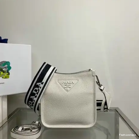 Fashionrepsfam ru Bag 2205YA0046 Prada 0717